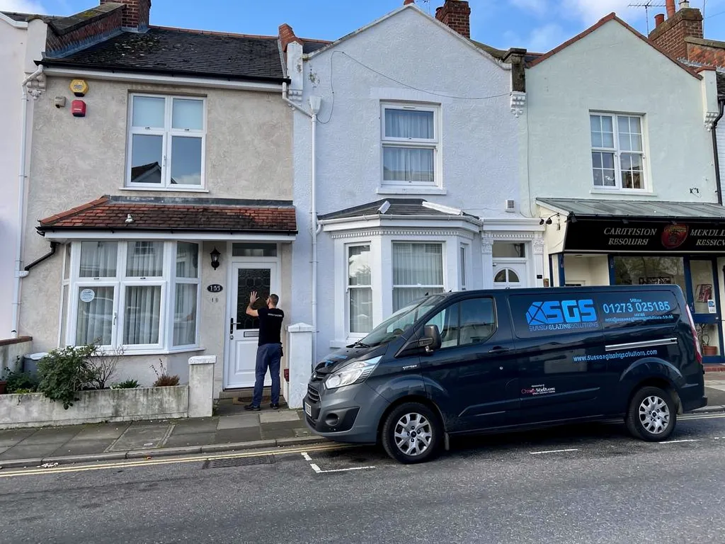 How Do You Choose A Local UPVC Repair Team