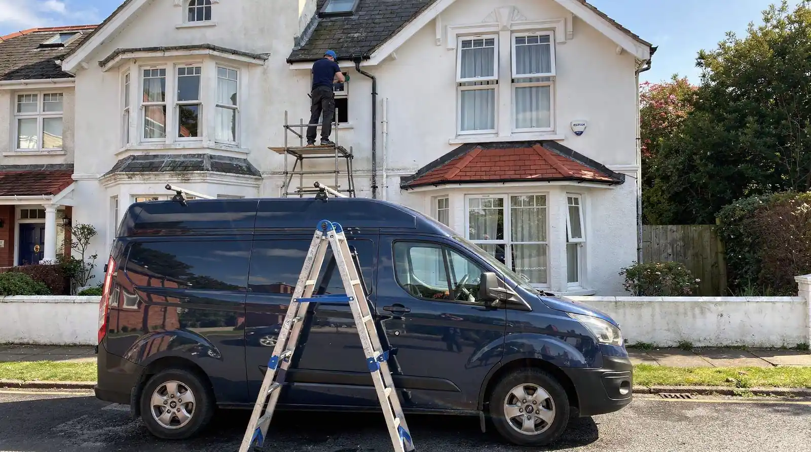 Sussex Glazing Solutions specializes in fixing and replacing glass, hinges, handles, and locks without altering